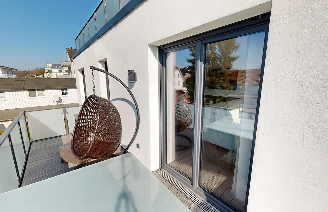 Ocean House Herz-1